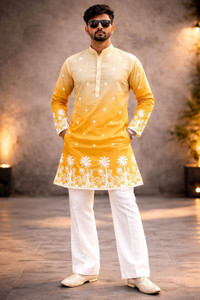 MENPERA Men Embroidered Straight Kurta