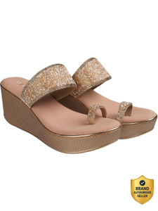 METRO Women Wedges