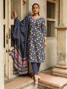 MIRCHI FASHION Women Kurta Pant Dupatta Set