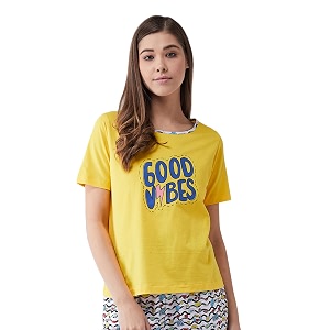Miss Chase Womens Yellow Round Neck Short