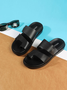 MOCHI Men Flats