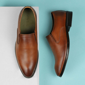 MOCHI Slip On For Men