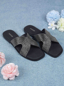 MOCHI Women Flats