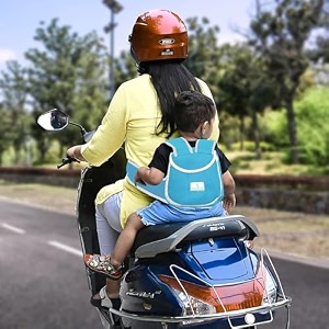 momittle baby safety belt for 2 wheeler i kids motor safety belt i bike belt for kids safety harness belt to secure children while riding scootydouble buckles for extra safetysky blue - 1 count