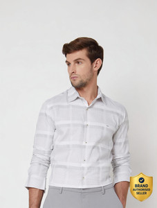 MUFTI Men Checkered Casual Grey White Shirt