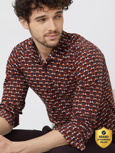 MUFTI Men Geometric Print Casual Red Shirt