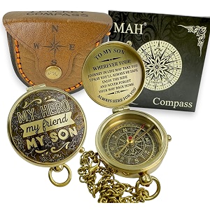 to my son never forget that i love you motivational gift inspirational quote engraved handmade compass boys room dcor graduation back to school birthday sentimental gift for son from mom and dad