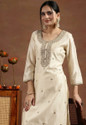 NARACHI TEXWORLD Women Embroidered Straight Kurta