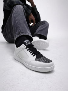 NAWFALS ANTI VENOM limited edition sneakers Sneakers