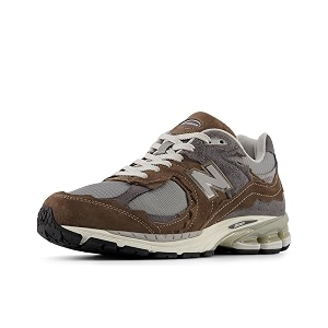 new balance men 2002 sneaker