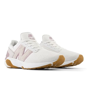 new balance women 1440 running shoe