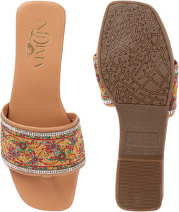 nidima women flats