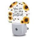 Night Lights Plug into Wall Bees and Sunflowers Night Light Dusk to Dawn Smart Sensor Decorative Round Led Lamp for Bedroom Kitchen Hallway Nightlight for Women Men