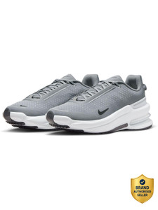 NIKE AIR ZOOM UPTURN SC Sneakers For