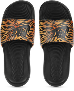 nike women slides multicolor  65