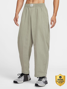 NIKE Solid Men Green Track Pants