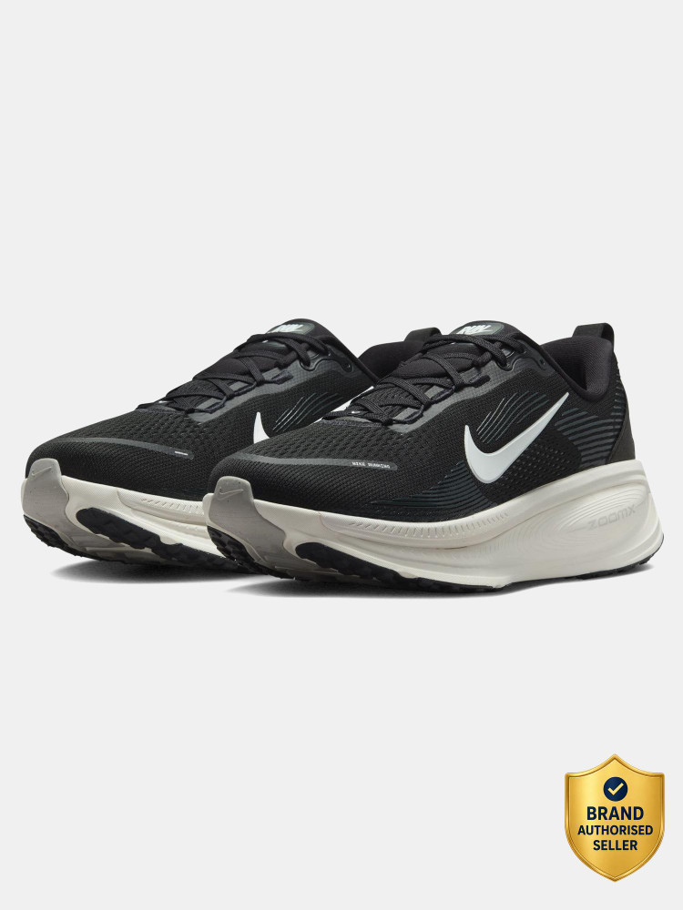 NIKE VOMERO 18 WIDE Running Shoes For Men (Black, 8) - Price History