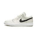 Nike Women's WMNS Air Jordan 1 Low Sneaker
