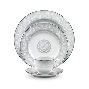 noritake japan - porcelain serving bowl 1 pc - luxury dining and kitchen set - hearth collection winter sonata golden spare serving bowl