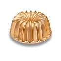 NutriChef French Wreath Fluted Cake Baking Pan, Extra Thick Non-Stick Aluminum Baking Pan, Even Baking and Browning, Oven Safe, PFOA Free, Perfect for Cakes, Bread, and More, 9.4” x 9.4” x 3.9”