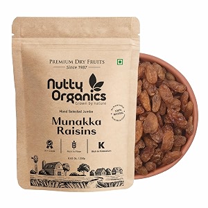 nutty organics munaka raisins 250 gm  nutritious rich in iron  tasty amp healthy nuts dry fruits  rich in protein