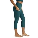 ODODOS Women's High Waisted Yoga Capris with Pockets, Tummy Control Non See Through Workout Athletic Running Capri Leggings