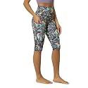 ODODOS Women's High Waisted Yoga Capris with Pockets, Tummy Control Non See Through Workout Athletic Running Capri Leggings