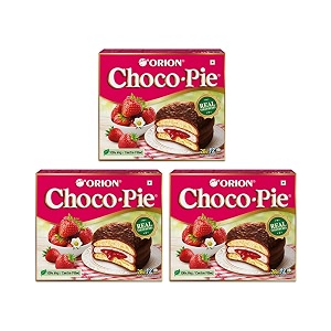 orion strawberry choco pie - 3 x 12 piece pack 36 pies centre-filled strawberry chocolate biscuit