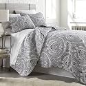 Oversized Boho King Quilt Set with 2 Quilted Pillow Shams, Black Quilts