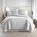 Oversized Queen Quilt Set with 2 Quilted Pillow Shams, Light Grey Quilt