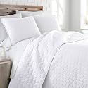 Oversized White Quilts Queen Size Set with 2 Quilted Pillow Shams, White