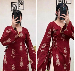 Pahirava Women Floral Print Straight Kurta