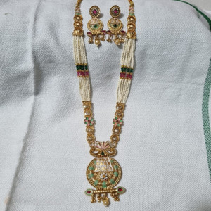 pamadhya copper gold-plated multicolor jewellery set