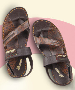Paragon Men Casual