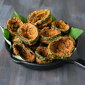 the paratha amp ready bites original bardoli famous gujarati dry lasan spicy patra snacksgujarati surti snacksvalue pack of 5 x 200g1_kg