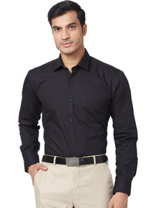 PARK AVENUE Men Solid Formal Black Shirt