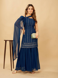 PARROT ENTERPRISE Women Kurta Sharara Dupatta Set