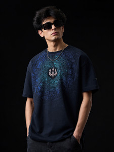 Patche Graphic Print Men Round Neck Navy