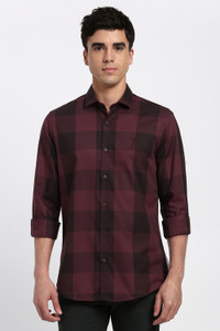 PETER ENGLAND Men Checkered Casual Maroon Shirt