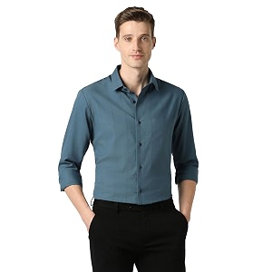 Peter England Men Polycotton Striped Slim Fit