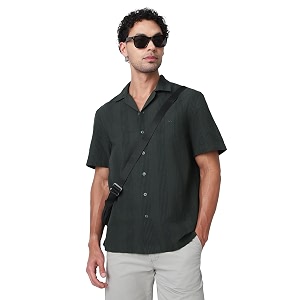 Peter England Mens Casual Half Sleeve Resort