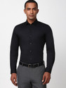 PETER ENGLAND Men Solid Formal Black Shirt