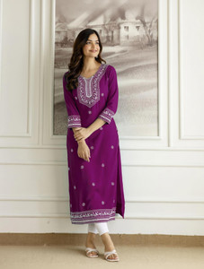 PETOPIAN Women Embroidered Straight Kurta