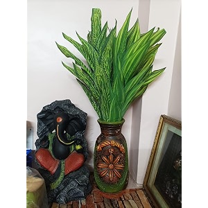 Plastic Artificial Plant with 28 Long Leaves
