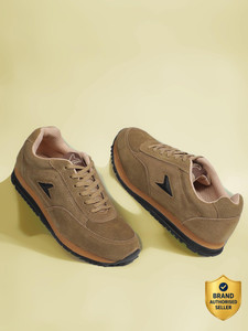 power running shoes for men