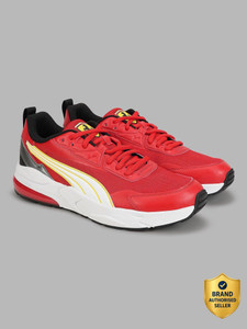 PUMA Ferrari VIS2K IN Sneakers For Men