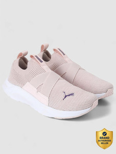PUMA Lufts Walking Shoes For Women