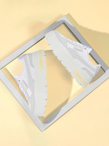PUMA Mayze Stack Luxes Sneakers For Women