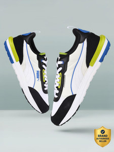 PUMA R22 Sneakers For Men