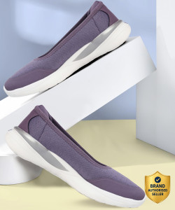 PUMA Softride Novaria Casual Shoes For Women